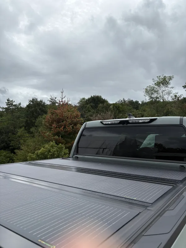 【Takkun】 Toyota Tundra BAKFlip MX4 Hard Tonneau Cover Lensun 285W Solar