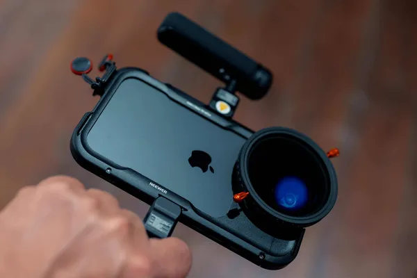 NEEWER 67mm Filter Set For IPhone 16 Pro/16 Pro Max Cage - View #6