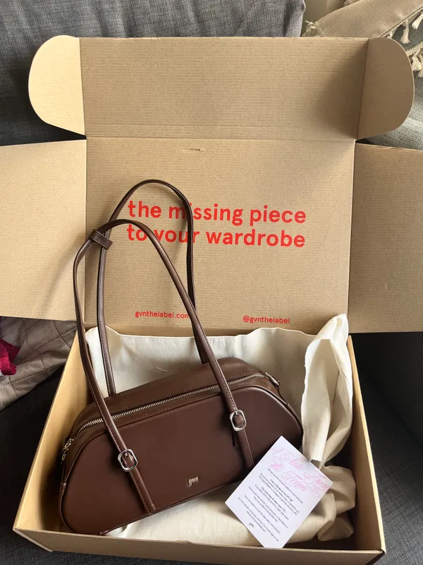 ON HAND] Baguette Bag in Espresso (Matte) – GVN